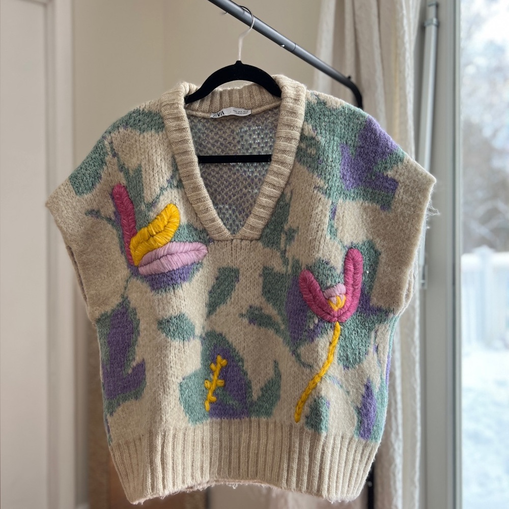 Multicolor wool vest no sleeves oversized